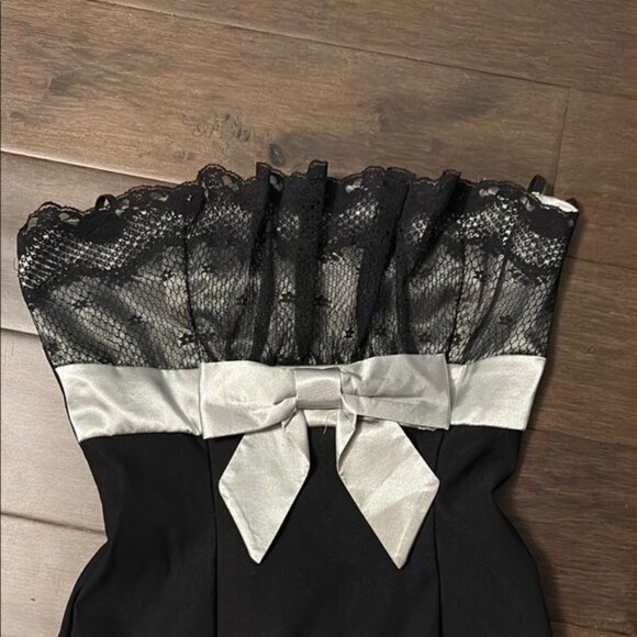 G.L.A.M. Elegant Black and Gray Strapless mini Dressmedium - Picture 2 of 6